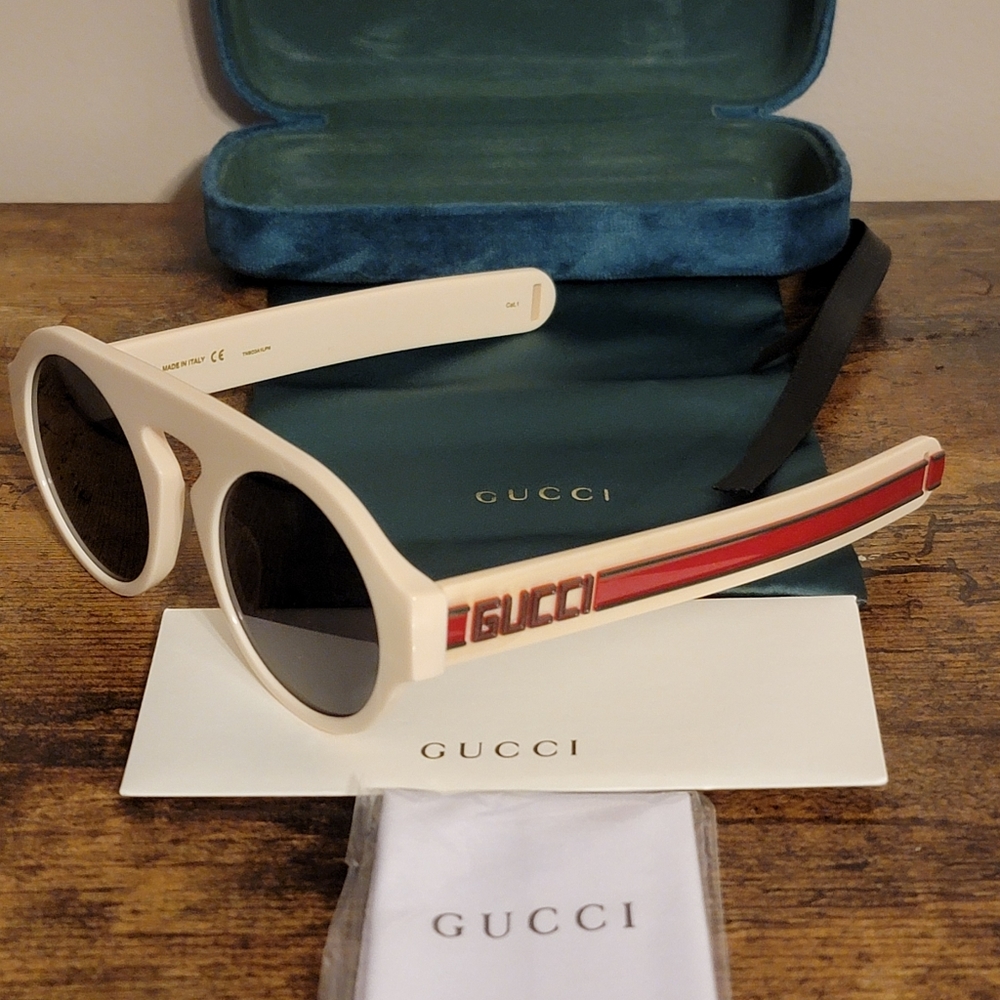 Gucci GG0256S Sunglasses